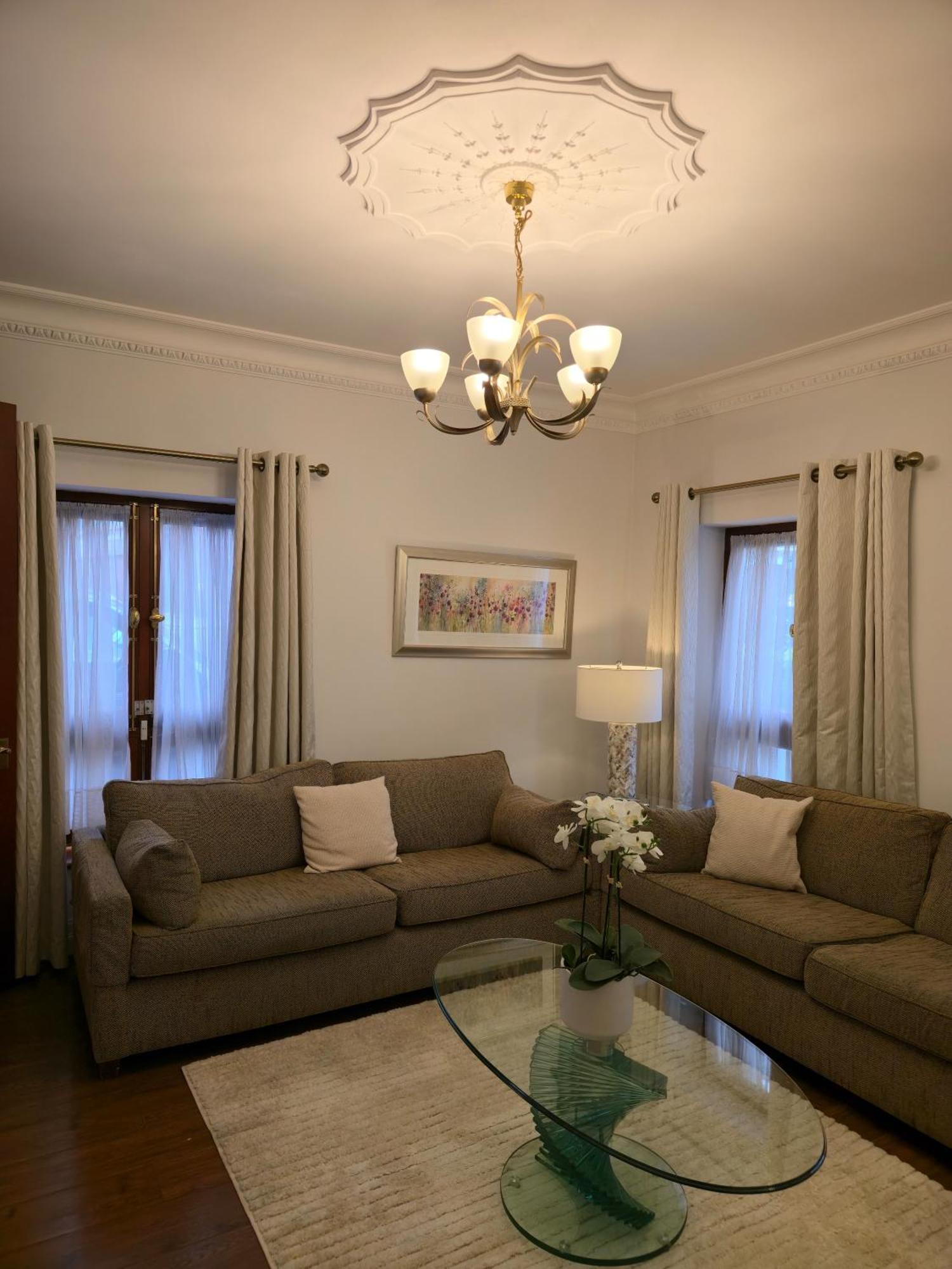 Carlton Court - Mayfair Apartahotel 5*