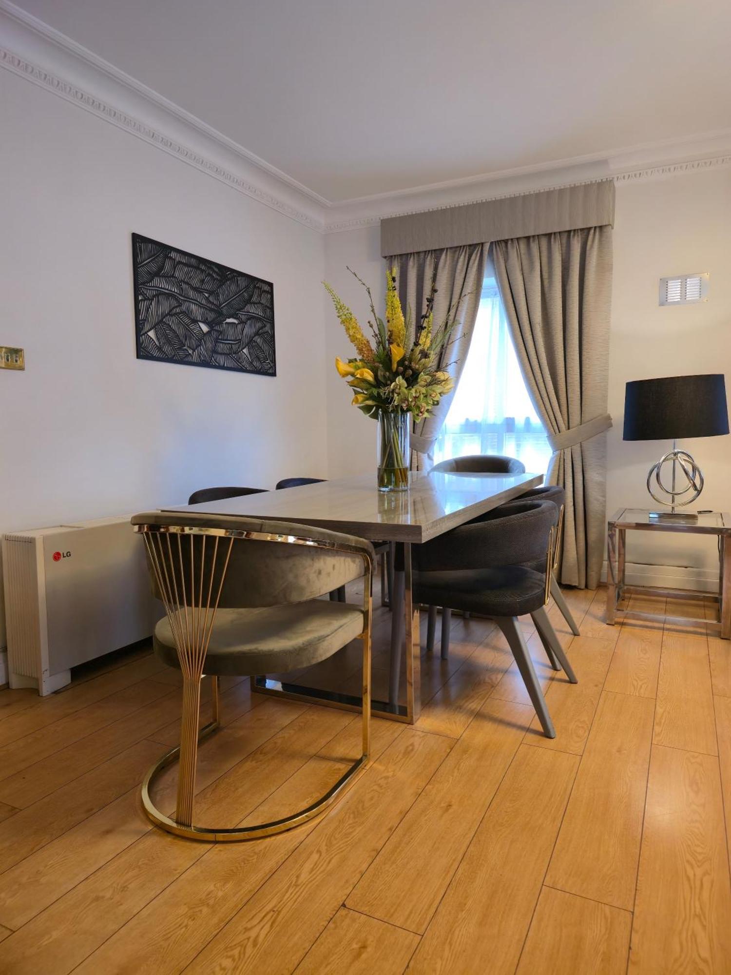Carlton Court - Mayfair 5* Londres