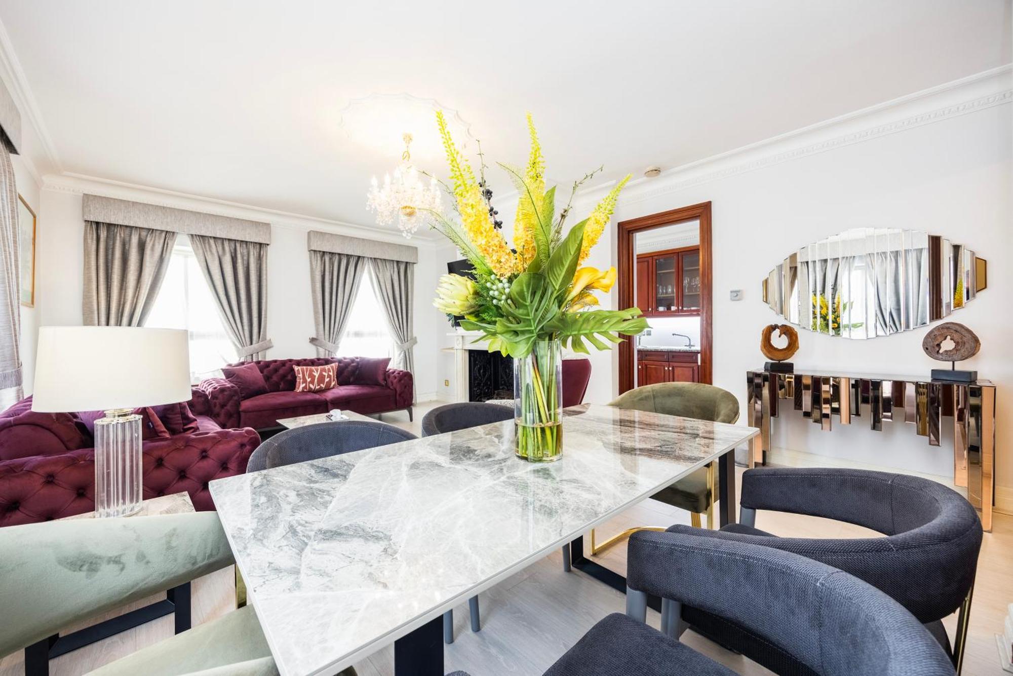 Carlton Court - Mayfair Appart hôtel 5*